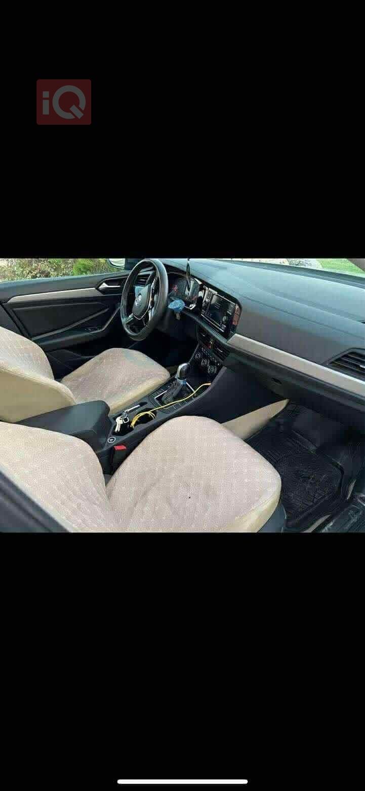 ڤۆڵکسواگن جێتا